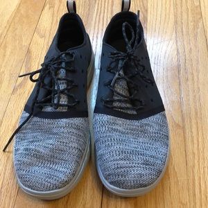 Men’s underarmour sneakers size 10.5